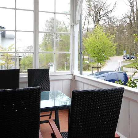 Apartment Wilhelmshoehe By Rujana