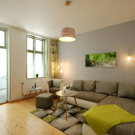 Apartment Wilhelmshoehe By Rujana